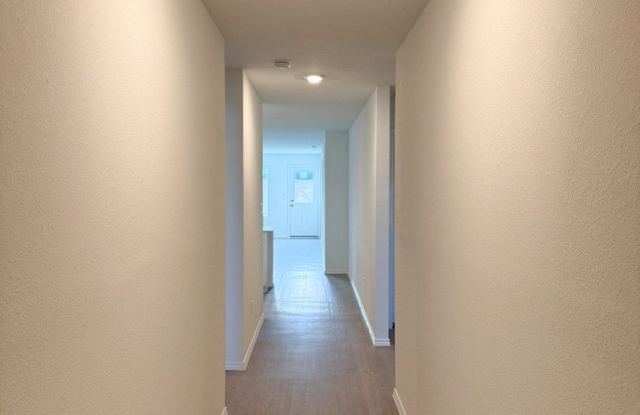 309 TRINITY RIVER HOLW Gallery 2
