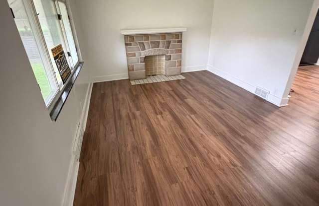 3 Bedroom 1 Bath Single Family House in North Pittsburgh's Floreffe Neighborhood Gallery 3