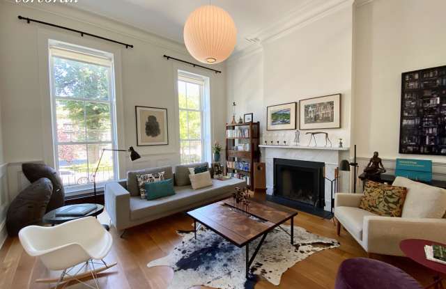 238 Carroll Street Gallery 2