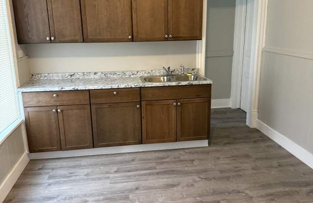 1426 S 14TH ST- SOUTH SIDE TOWNHOUSE - 1426 South 14th Street, Milwaukee, WI 53204