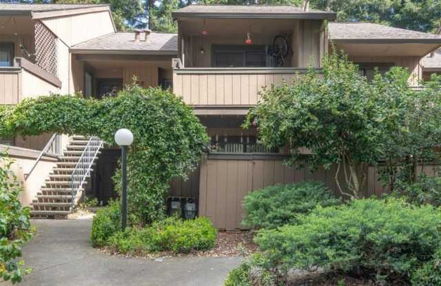 Lovely 1bd. Ground-Level Condo in Cotati photos photos