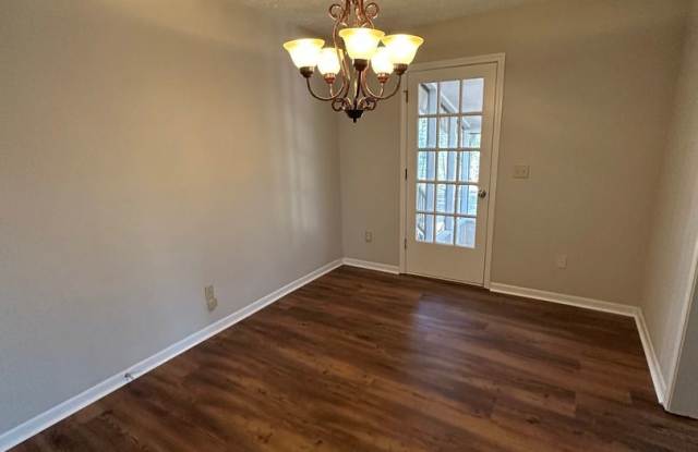 5506 Arrowhead Drive Gallery 3