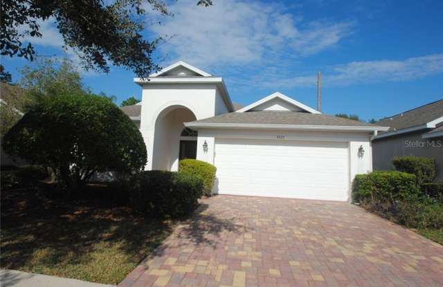 3227 STONEBRIDGE TRAIL - 3227 Stonebridge Trail, Valrico, FL 33596