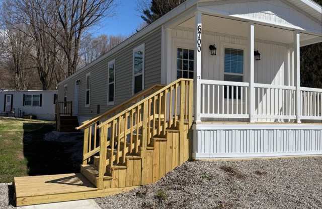 Lot 12 photos photos