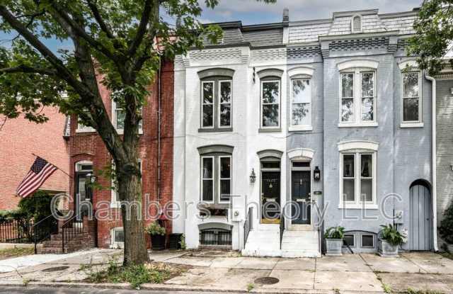 1005 Duke St Gallery 1