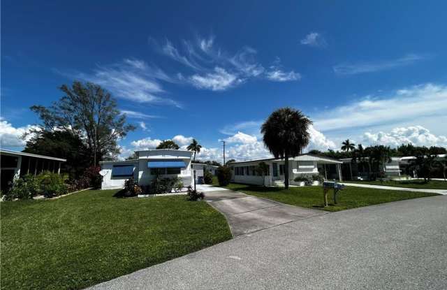 Imperial Harbor Home - First Month Rent FREE! photos photos