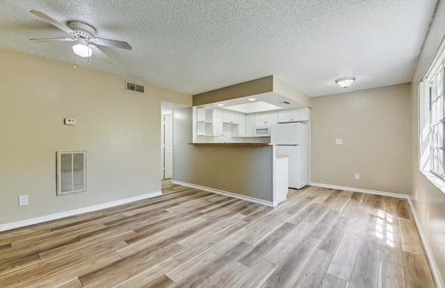 Green Oaks photos photos