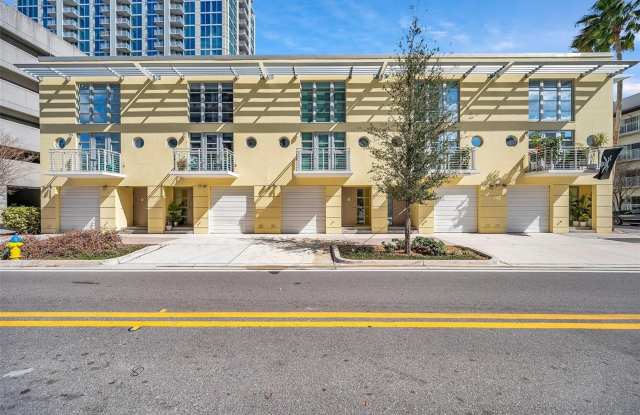 1212 E WHITING STREET - 1212 East Whiting Street, Tampa, FL 33602