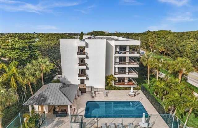277 N Ocean Boulevard Gallery 4