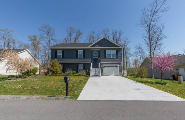 3 Bed, 2 Bath Single Family Home in Inwood, WV photos photos