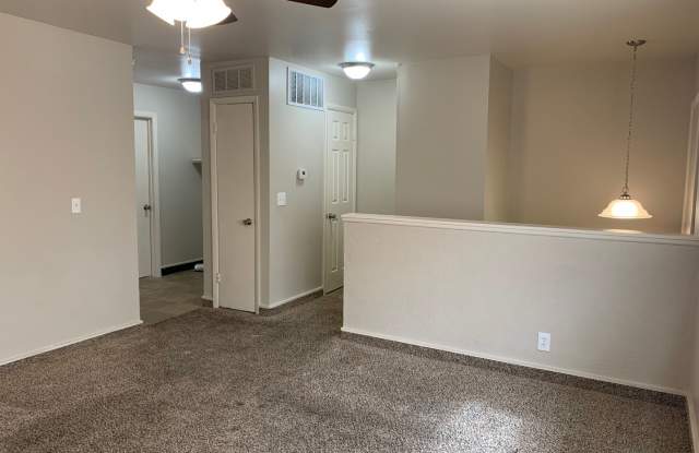 3 Bed 1.5 Bathroom Townhouse photos photos