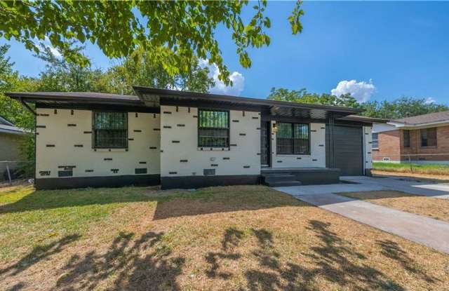 Renovated 3-bedroom House! photos photos