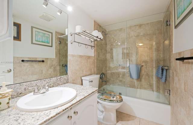 7401 SW 82nd St photos photos