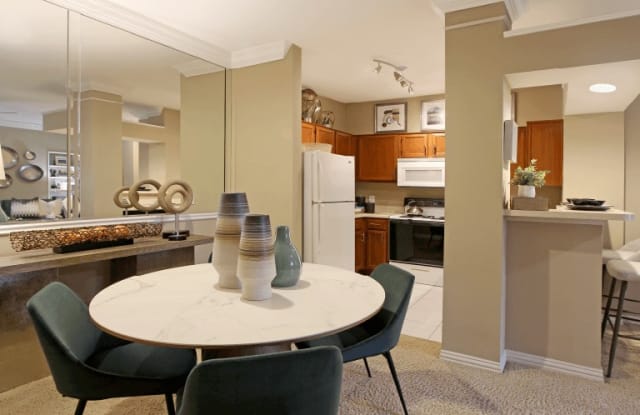 Tuscany Lane Apartments Gallery 4
