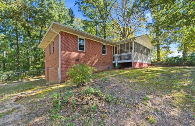 4BR at $1,695 – Apply by Fri 10/30! Updated Home in Dallas, GA Gallery 3
