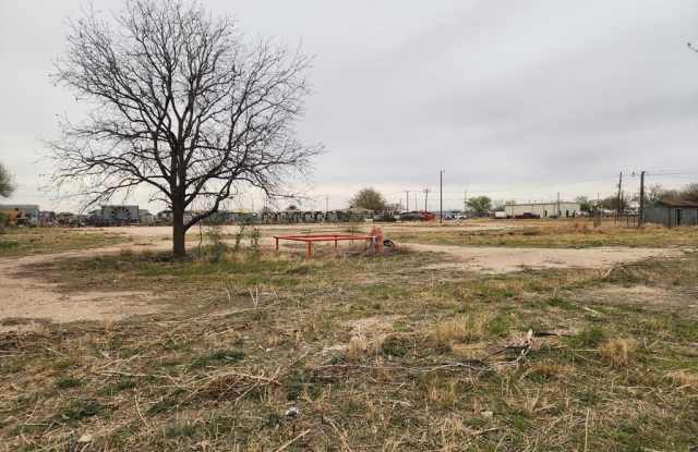 310 W Hillmont photos photos