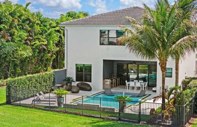 8599 Tower Bridge Court photos photos