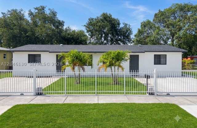 1855 NW 93rd Ter photos photos