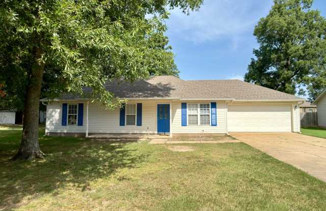 3 Bed, 2 Bath Home with Fenced Backyard and 2-Car Garage in Brookland photos photos
