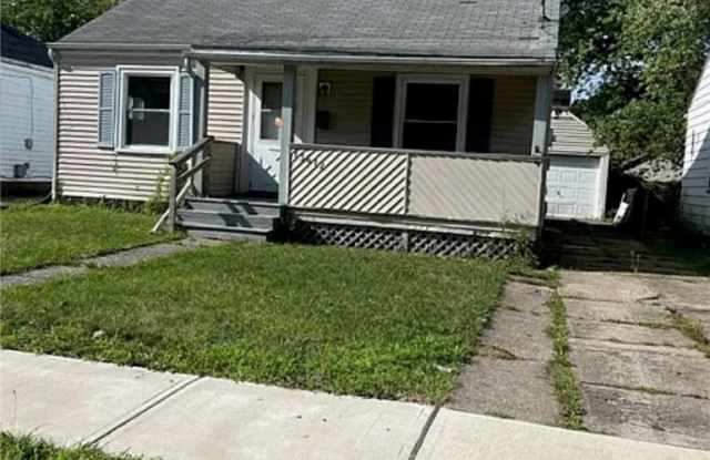 13612 Bennington Avenue photos photos