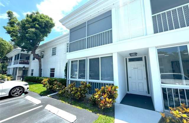 6245 Bay Club Dr photos photos