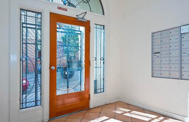 The Taylor Suites Gallery 4