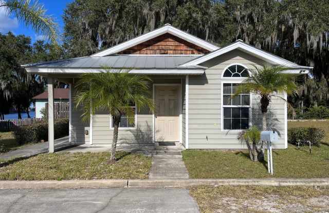 100 ASHTON Circle unit: 24 photos photos