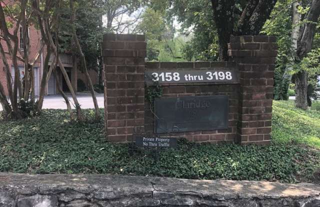2 Bed/2 Bath Condo located in Green Hills only minutes to Vandy and Easy Interstate Access, 1 Car Garage photos photos