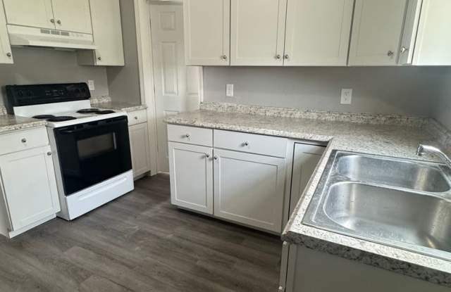 Check Out This 3-Bed/1-Bath Home in Bluffton! Gallery 4