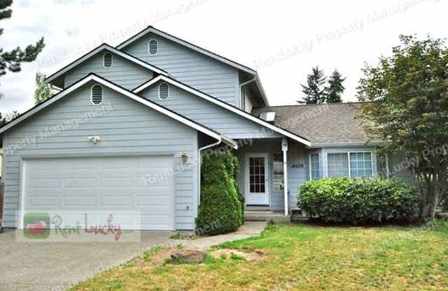 Beautiful 3-Bedroom Home in Sought-After Finn Hill Neighborhood in Kirkland!! photos photos