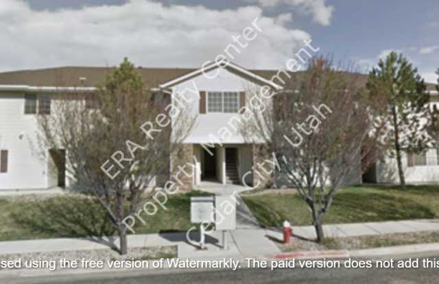 Move-In Discount -- 2 Bedroom - 2 bath Apartment with Garage! photos photos Move-In Discount -- 2 Bedroom - 2 bath Apartment with Garage! photos photos