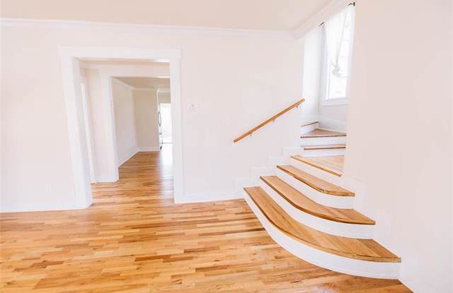 1514 Washington Avenue Gallery 4