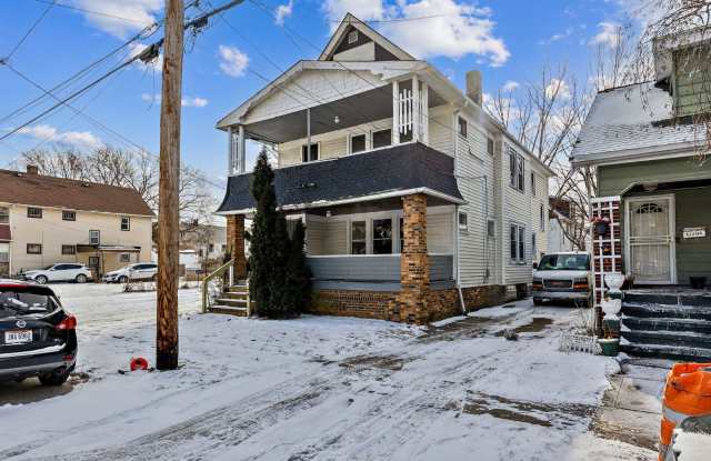 15714 Corsica Avenue - 22 Gallery 2