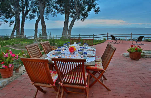 2505 Medcliff Rd - 2505 Medcliff Road, Santa Barbara, CA 93109