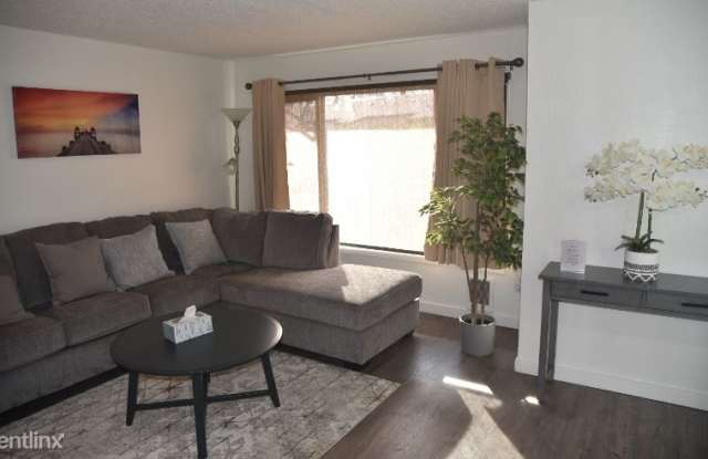 12426 S 73rd Lane 35 - 12426 73rd Ln S, Bryn Mawr-Skyway, WA 98178
