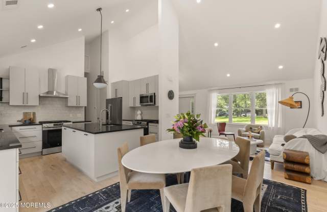 1406 Transit Avenue - 1406 Transit Avenue, Ocean County, NJ 08527