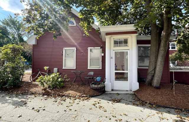 18 Middlesex St. photos photos