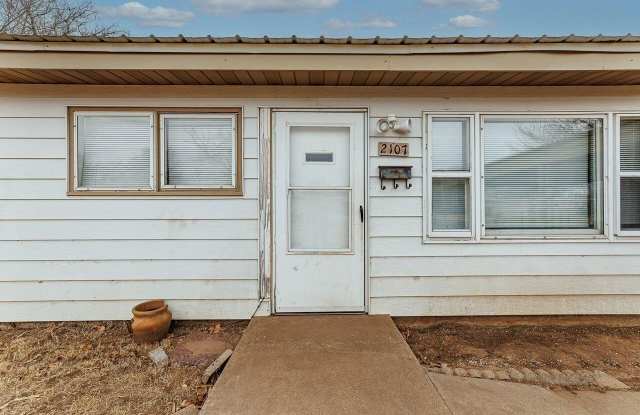 2107 48th Street photos photos