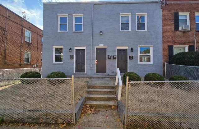 5433 C STREET SE - 5433 C Street Southeast, Washington, DC 20019