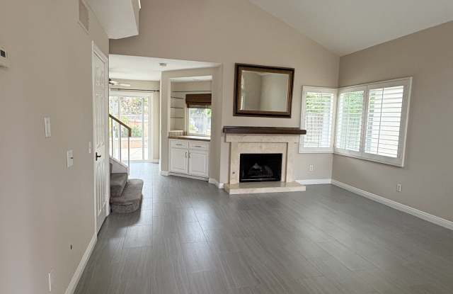 30061 Whitecap Gallery 3
