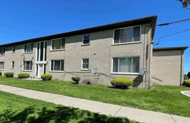 16480 E 9 Mile photos photos