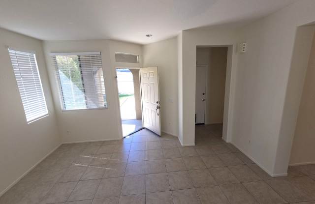 Single Family Residence in Temecula Gallery 4