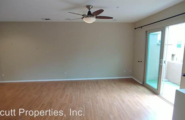 2556 Escala Cir. Gallery 4