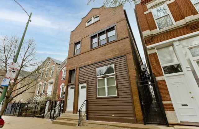 1732 W 17th St photos photos