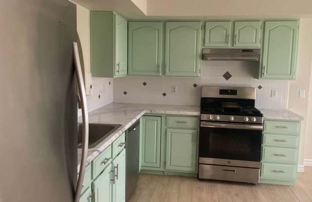 617 Cielo Vista Ct - Spacious Rental with Patio, Garage, and Refrigerated Air Just Minutes from Three Crosses Regional Hospital! photos photos