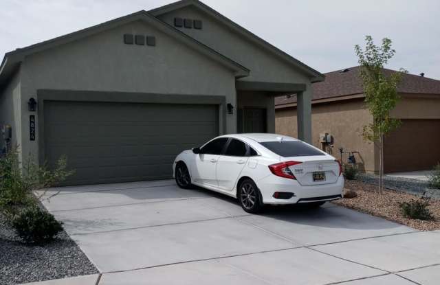 EASY SANTA FE COMMUTE!!!! - 4824 Longs Peak Road Northeast, Rio Rancho, NM 87144