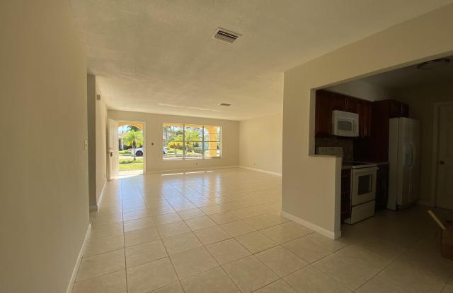 2987 Dolphin Drive Gallery 4