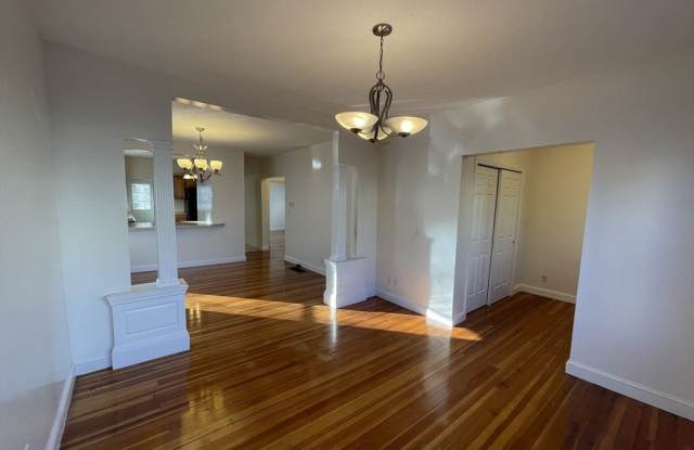 24 Frederick Ave Gallery 4