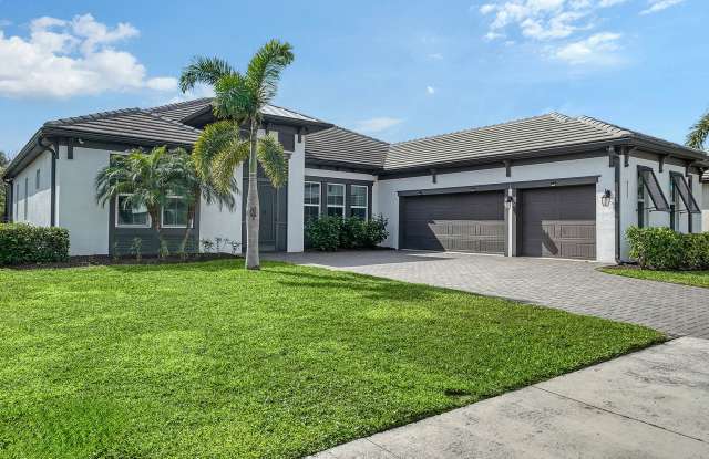 Furnished 4-Bedroom Home with Pool in The Sought After Neighborhood Of Rivo Lakes!! photos photos