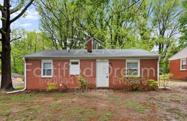 420 Hobson Street - 420 Hobson Street, High Point, NC 27260